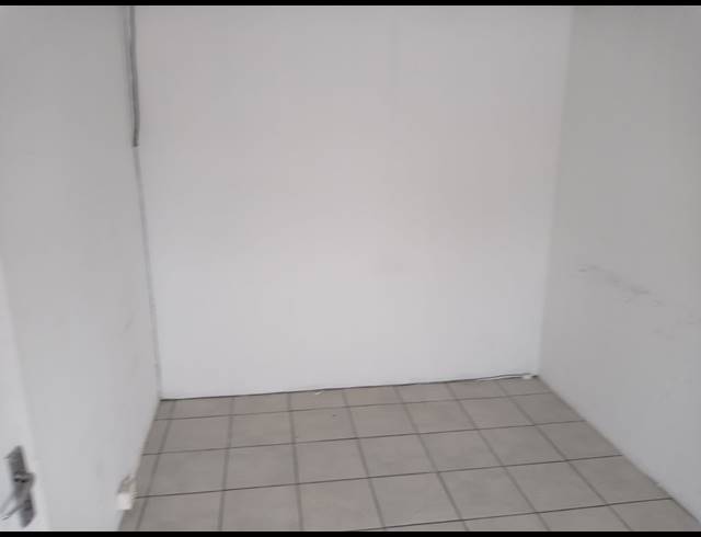 Office property to rent in ANDERBOLT